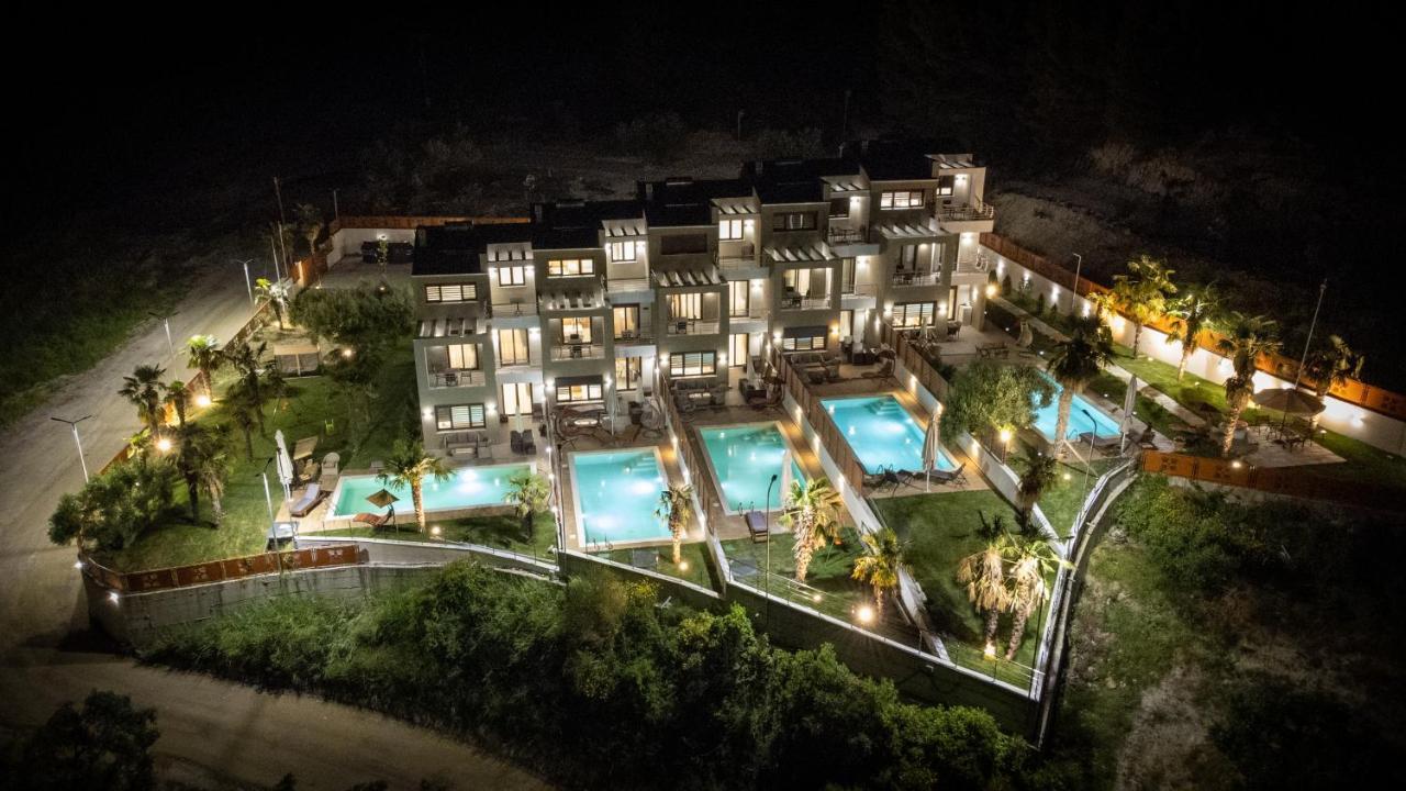 Pefkohori Golden Mountain Beach Villas Экстерьер фото