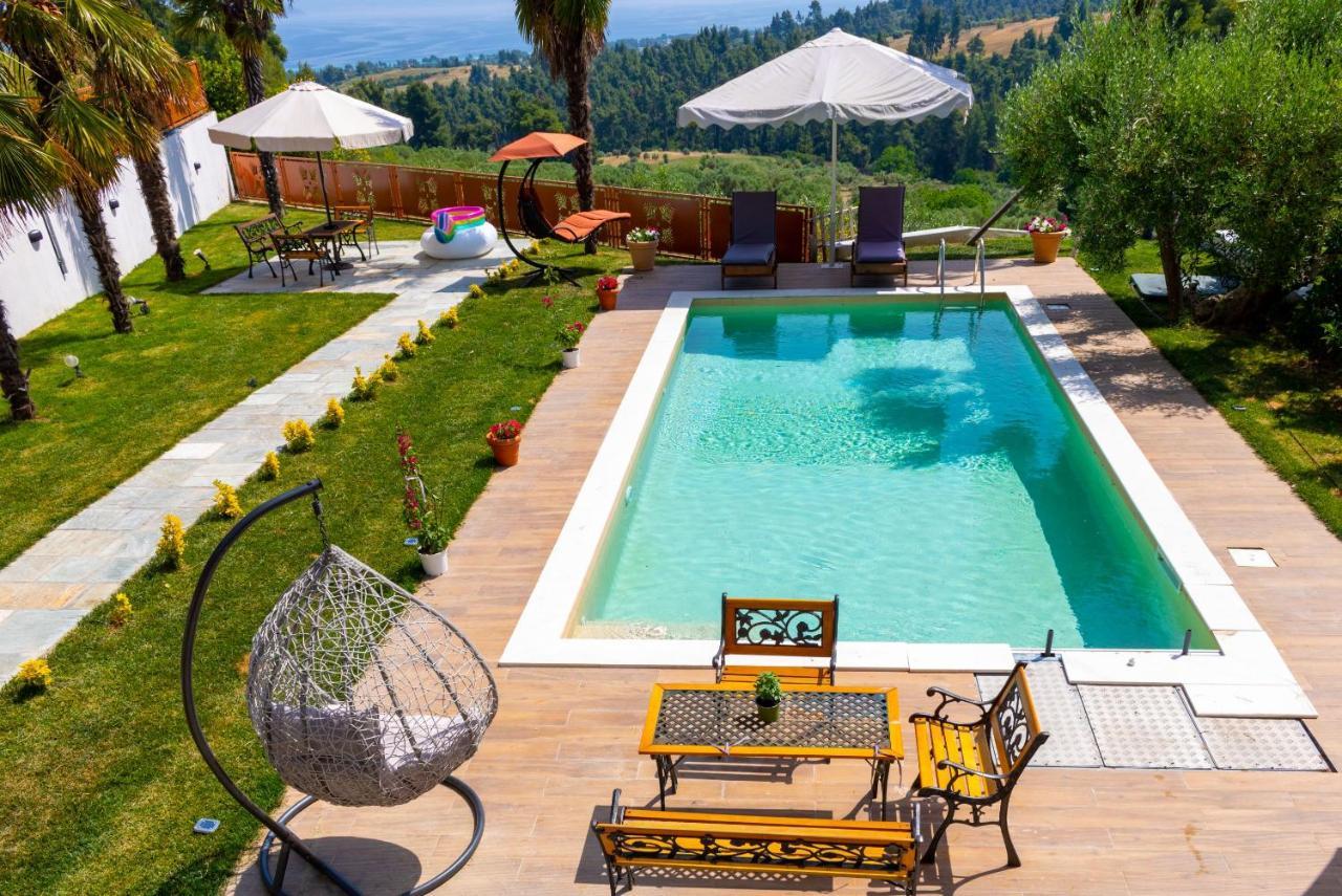 Pefkohori Golden Mountain Beach Villas Экстерьер фото