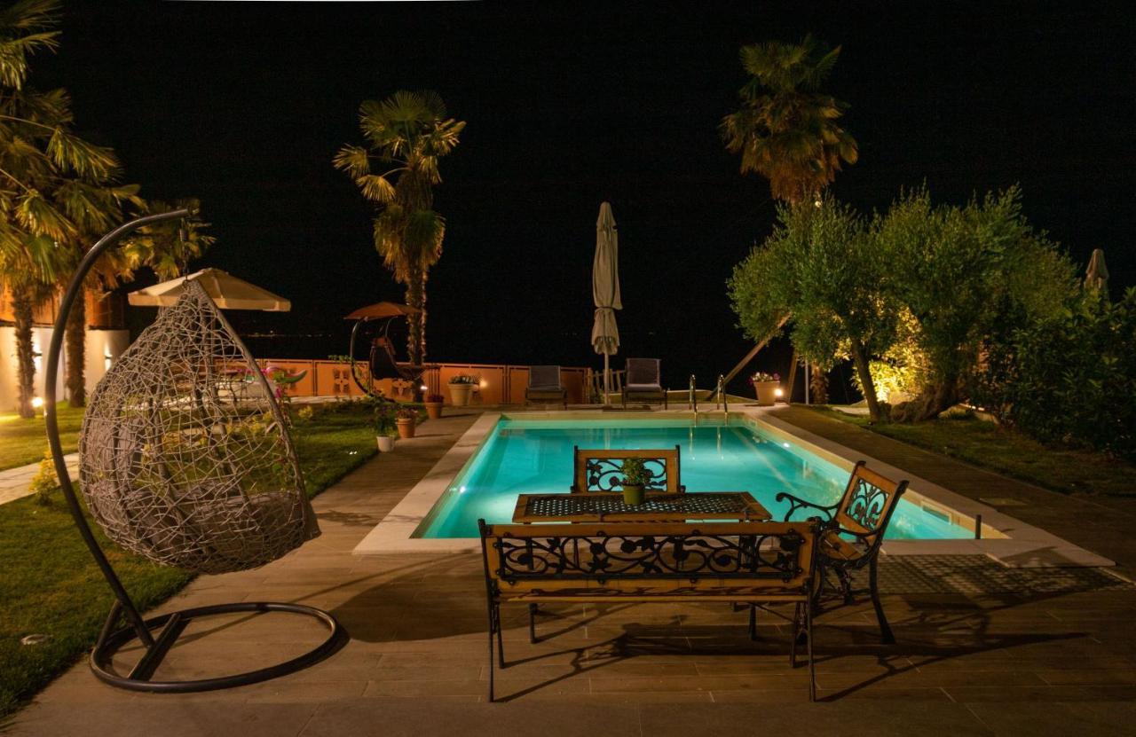 Pefkohori Golden Mountain Beach Villas Экстерьер фото