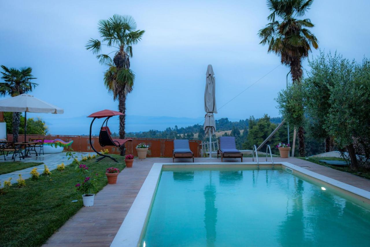 Pefkohori Golden Mountain Beach Villas Экстерьер фото